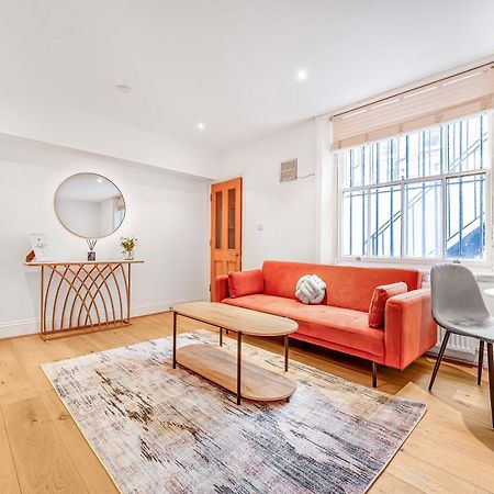 Urban Chic Retreat In Chelsea Apartment London Ngoại thất bức ảnh