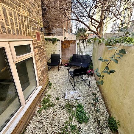 Urban Chic Retreat In Chelsea Apartment London Ngoại thất bức ảnh