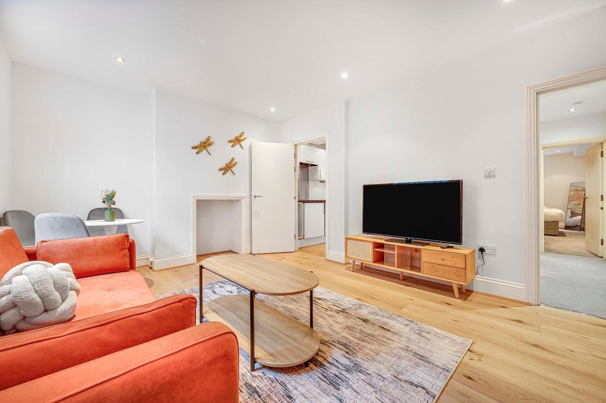 Urban Chic Retreat In Chelsea Apartment London Ngoại thất bức ảnh