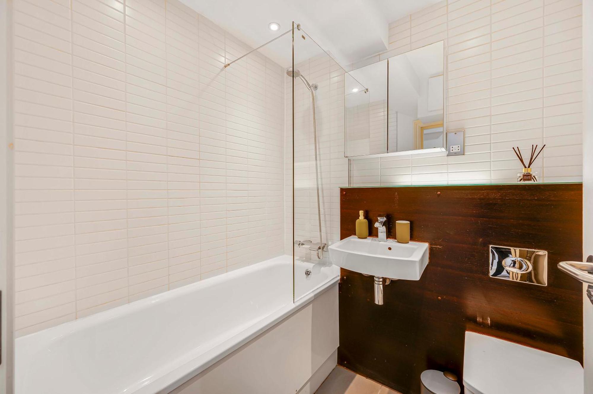 Urban Chic Retreat In Chelsea Apartment London Ngoại thất bức ảnh